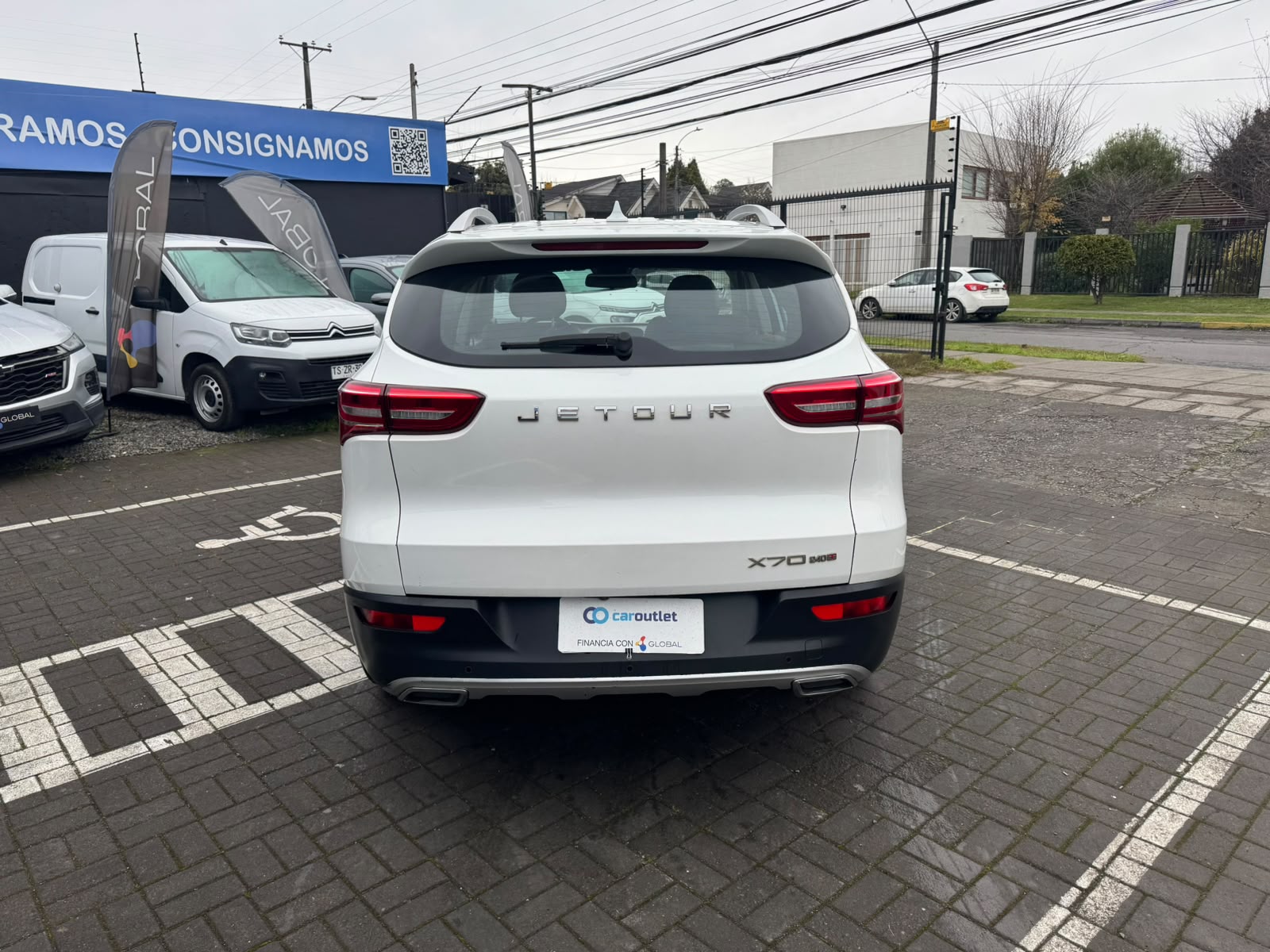 Jetour X70 GLX 1.5 AT 2023 - Foto 3 de 10