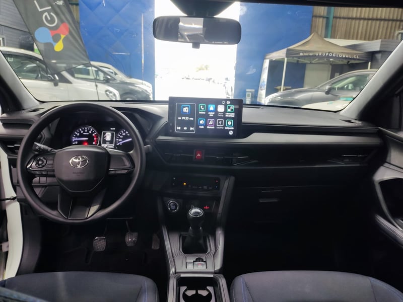 Toyota YARIS CROSS 1.5 2025 - Imagen 11 de 14
