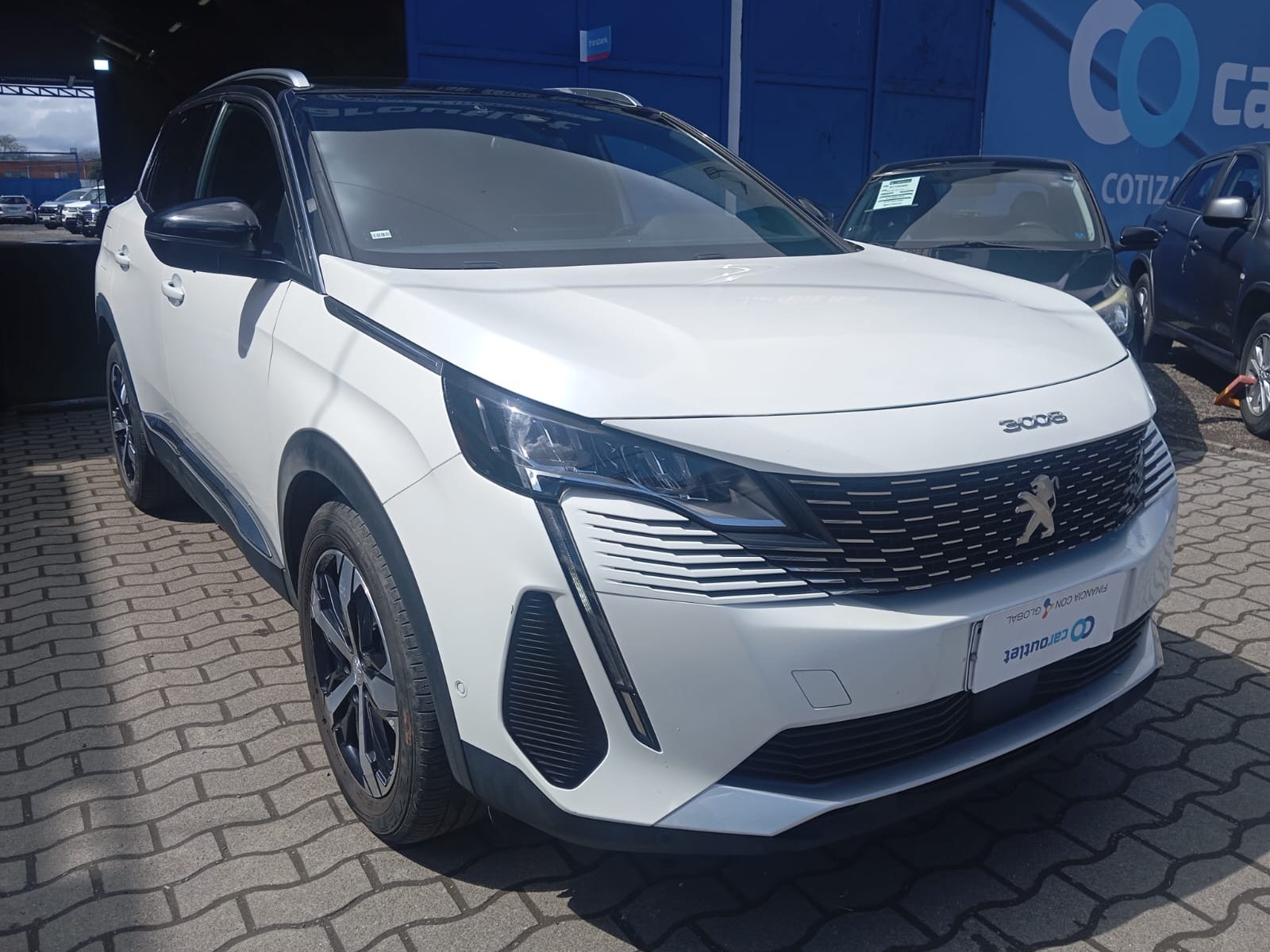 Peugeot 3008 BLUE HDI 130 EAT8 1.5 AUT 2024 - Foto 5 de 12