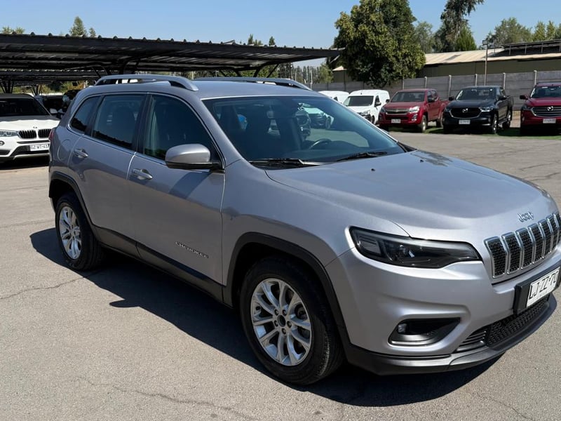 Jeep CHEROKEE LONGITUDE 4X2 2019 - Imagen 7 de 20