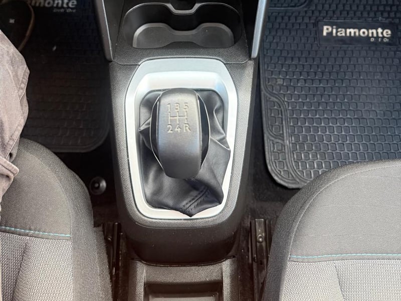 Citroën C3 PURETECH 4X2 1.2 2023 - Imagen 17 de 20