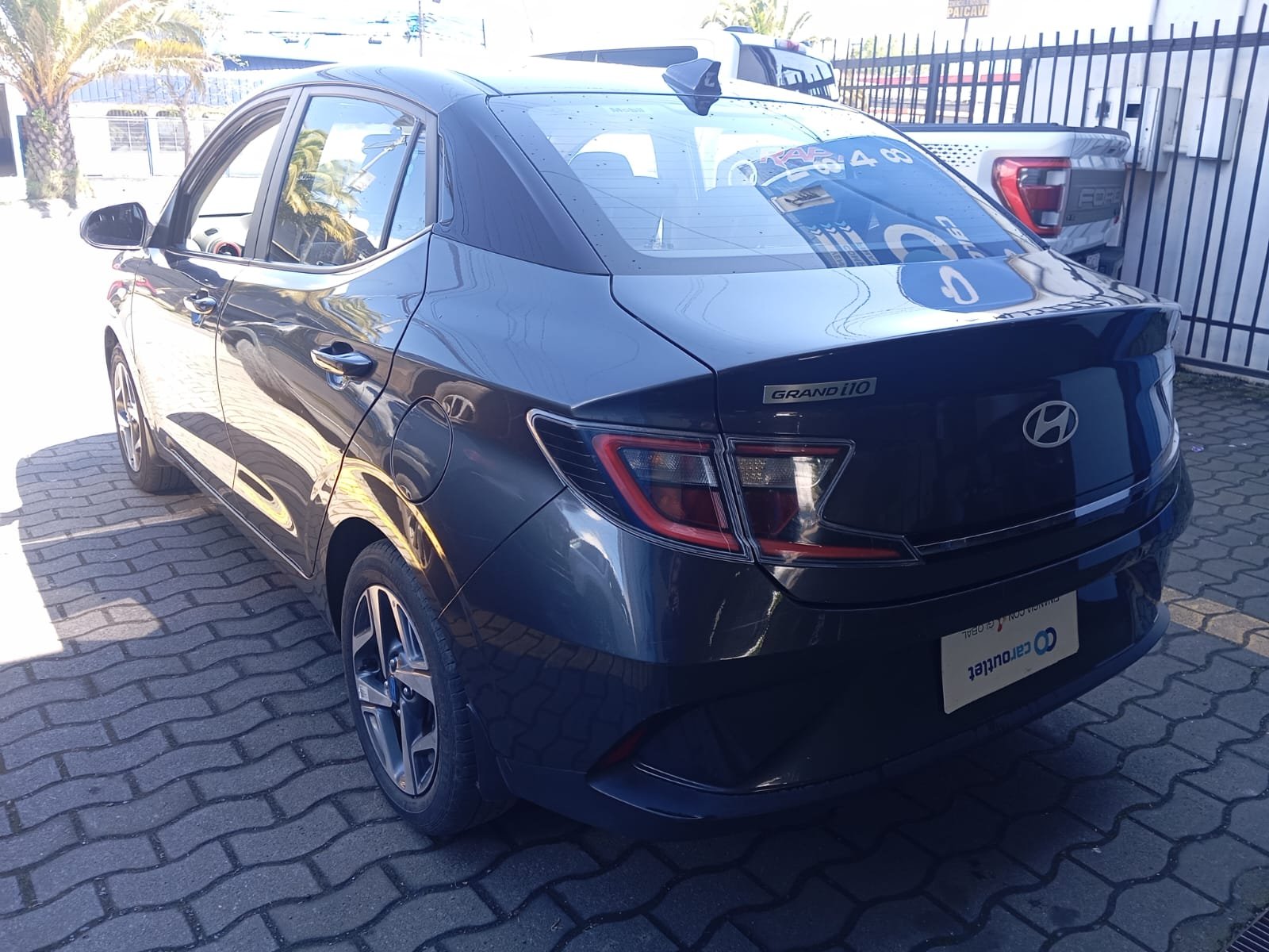 Hyundai GRAND I10 1.2 AUT 2025 - Foto 2 de 12