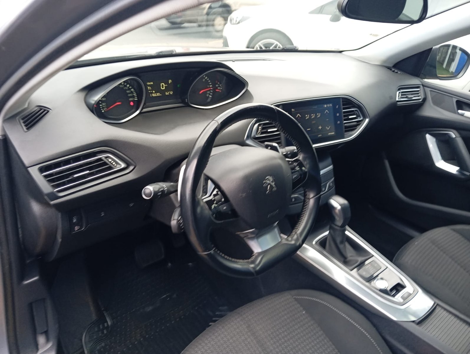 Peugeot 308 FELINE 1.6 BLUEHDI 120HP 2020 - Imagen 10 de 15