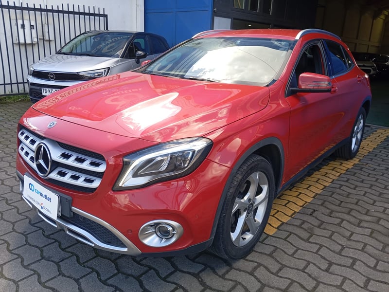 Mercedes-Benz GLA 200 HB 1.6 2020