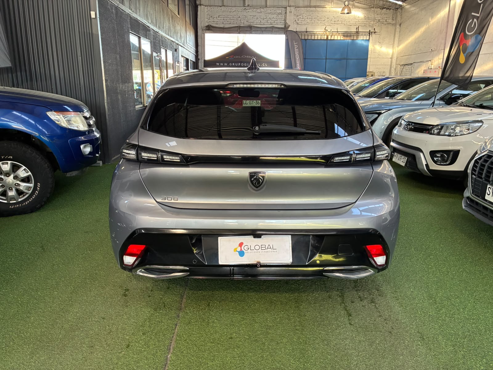 Peugeot 308 BLUEHDI 1.5 AUT 2024 - Foto 3 de 11