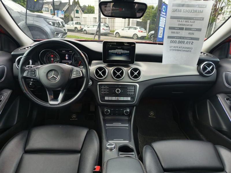 Mercedes-Benz GLA 200 HB 1.6 2020 - Imagen 7 de 11