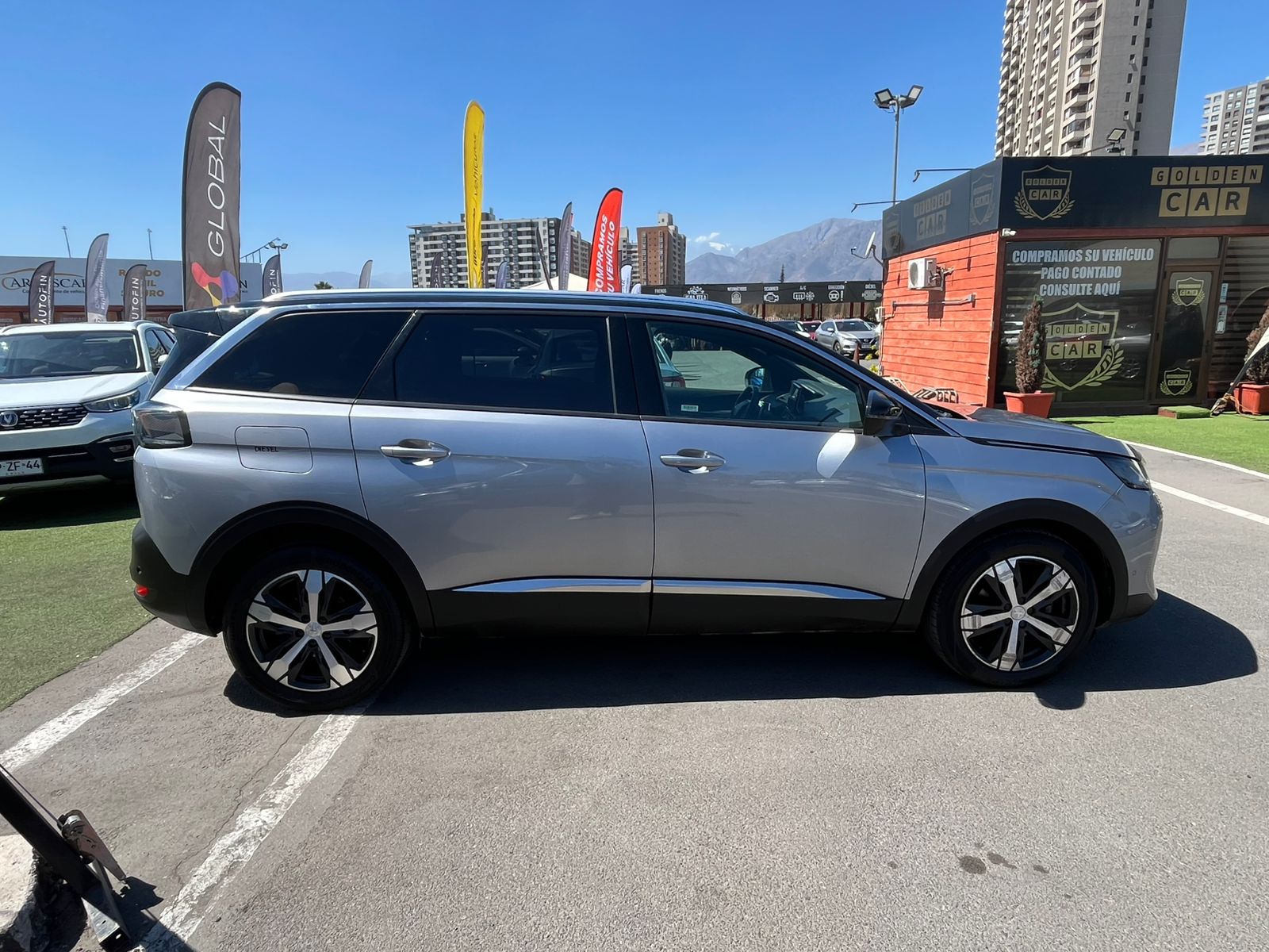 PEUGEOT 5008 BLUEHDI 130 1.5 AUT 2024 - Imagen 6 de 20