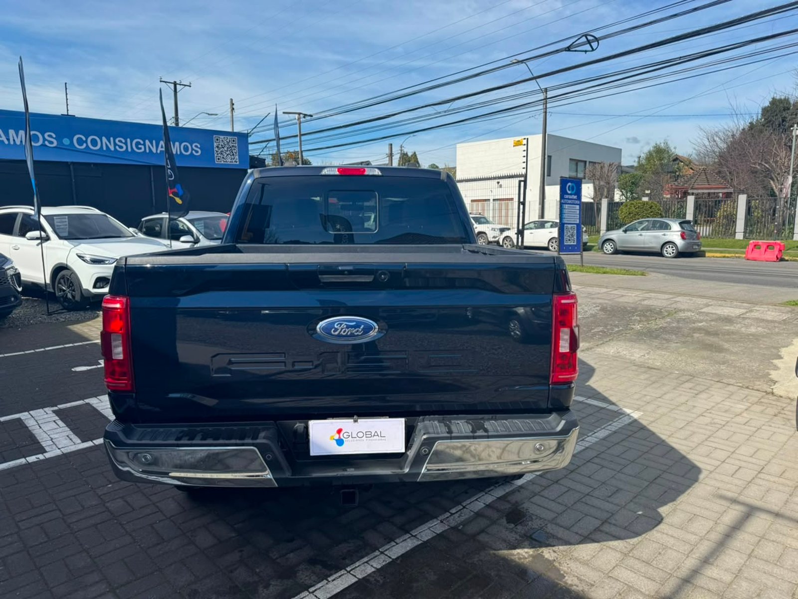Ford F150 XLT 4X4 5.0 AUT 2024 - Imagen 3 de 11