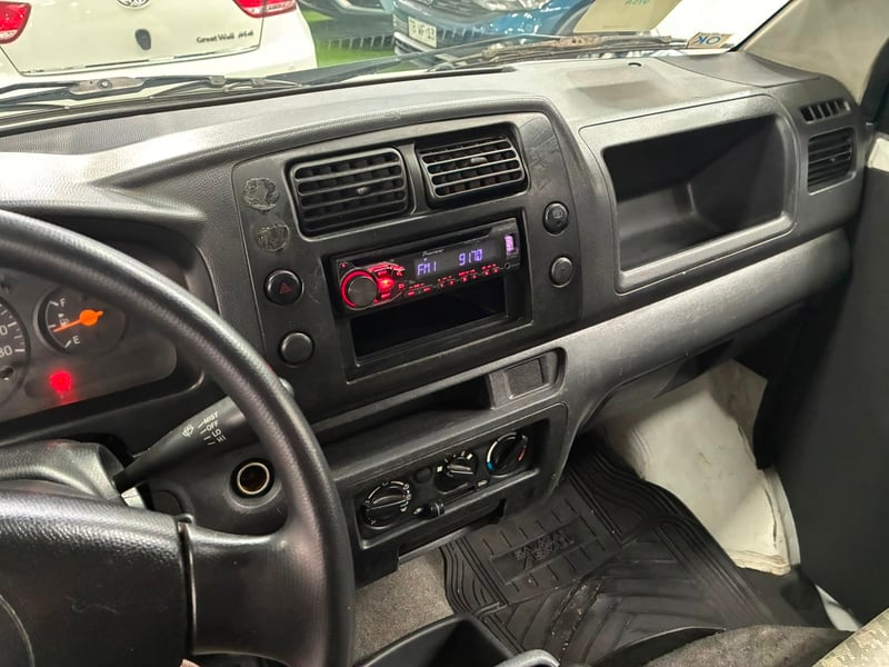 Suzuki APV 1.6 2017 - Imagen 8 de 9