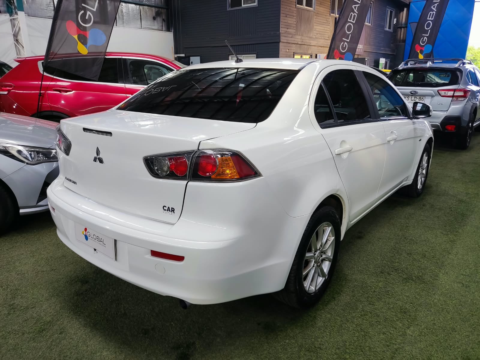Mitsubishi LANCER RT 1.8 AUT 2018 - Foto 5 de 14