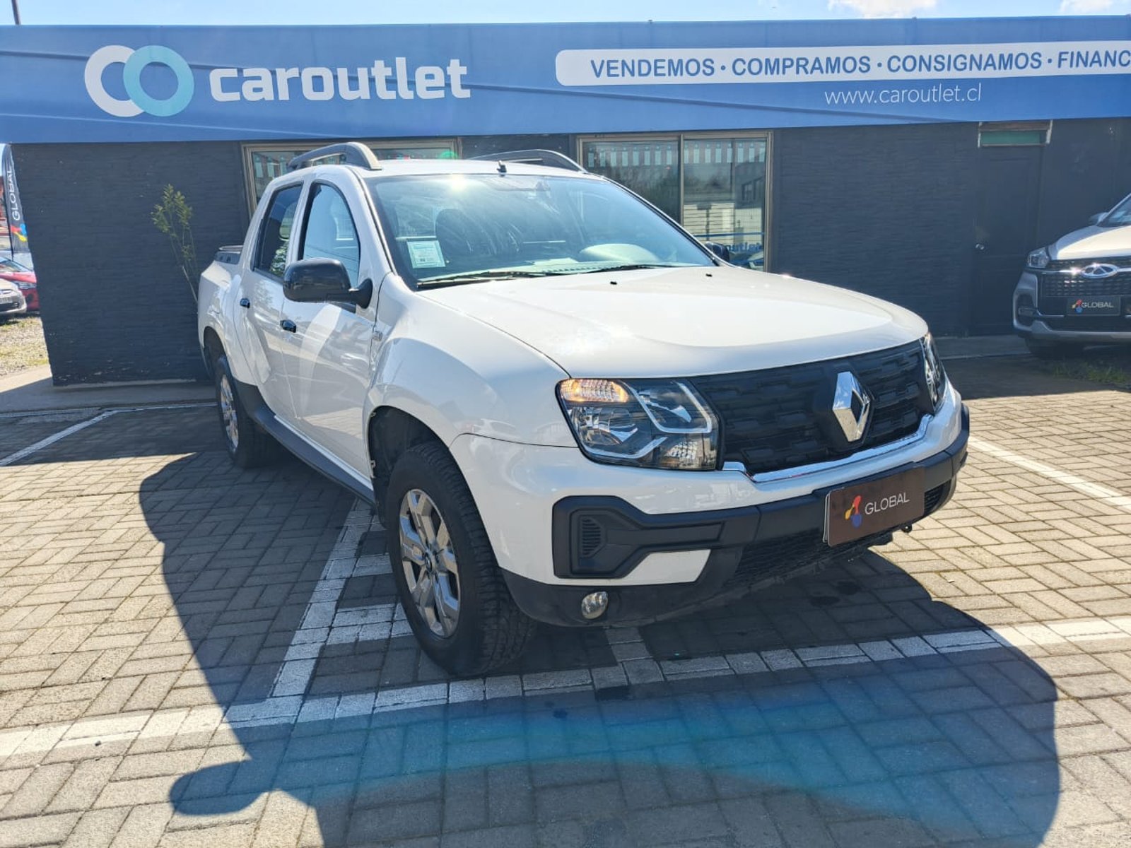Renault OROCH ZEN 1.6 2025 - Imagen 5 de 11