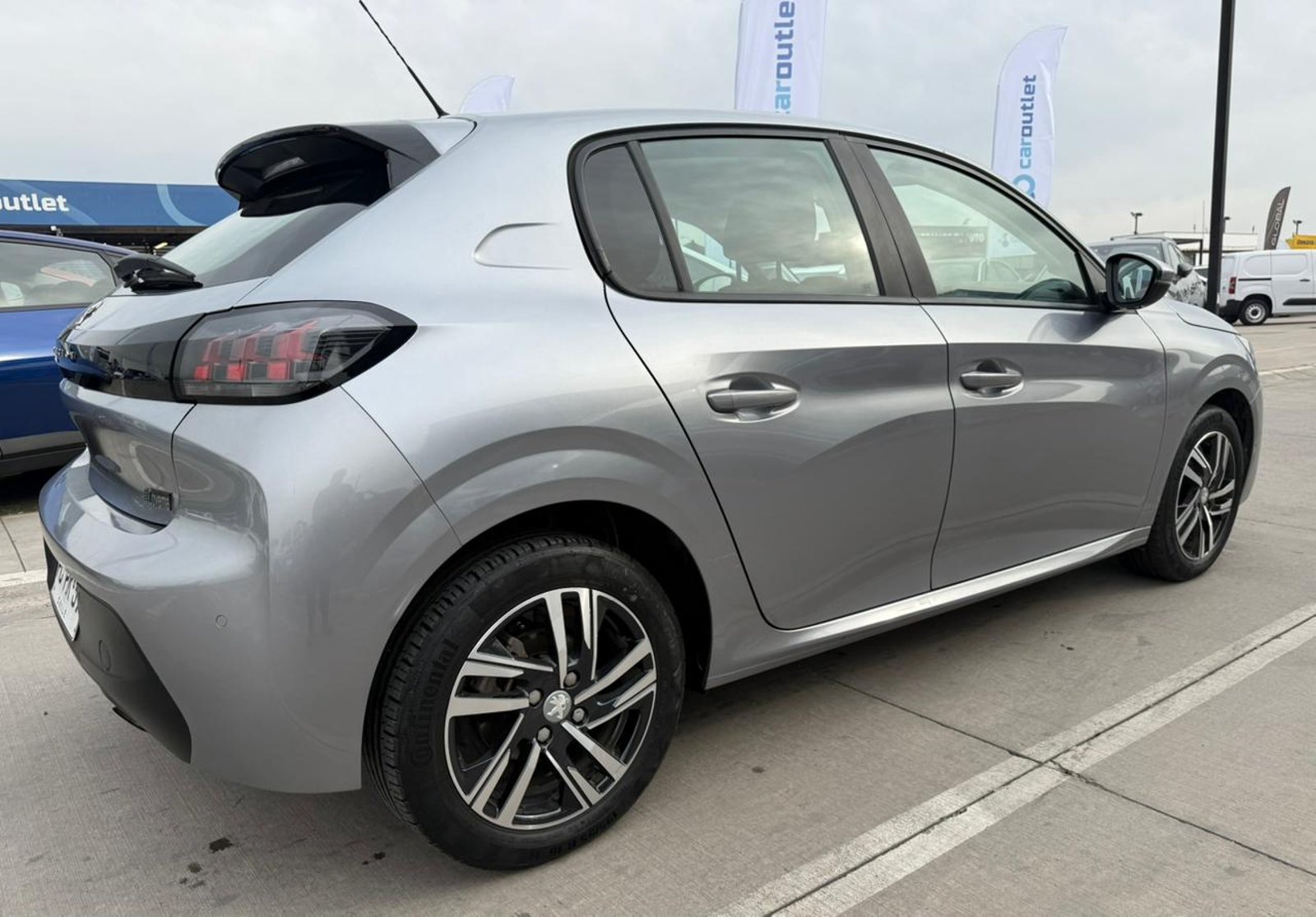PEUGEOT 208 ALLURE BLUEHDI 1.5 2021 - Foto 5 de 18