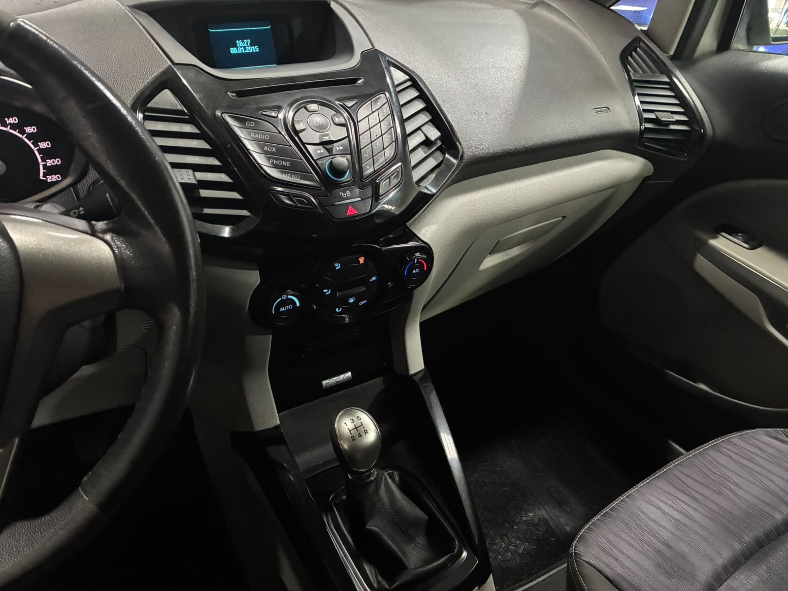 Ford ECOSPORT TITANIUM 1.5 2016 - Imagen 9 de 11