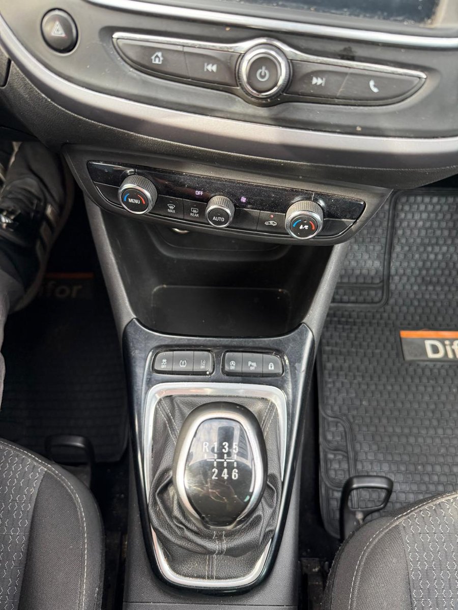 Opel CROSSLAND TD MT6 1.5 2020 - Imagen 17 de 19