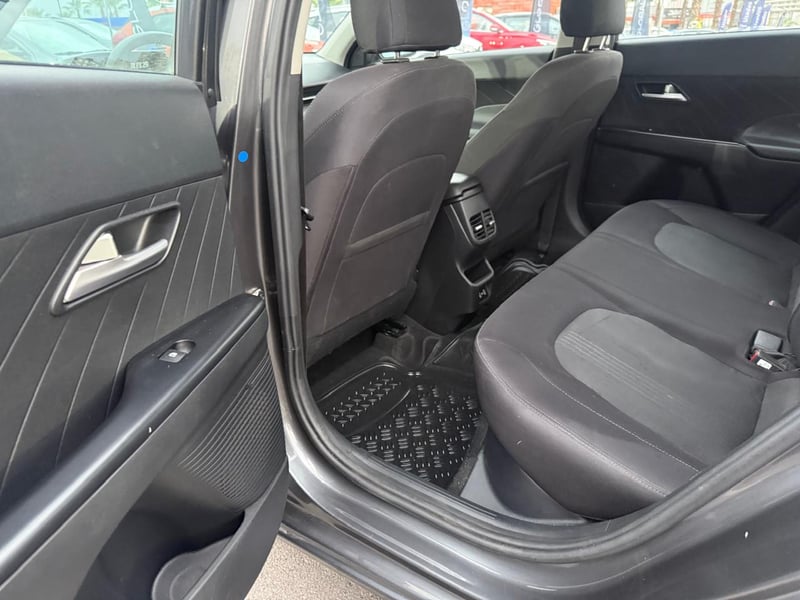 Hyundai ACCENT BN7I MPI 1.5 2024 - Imagen 18 de 20