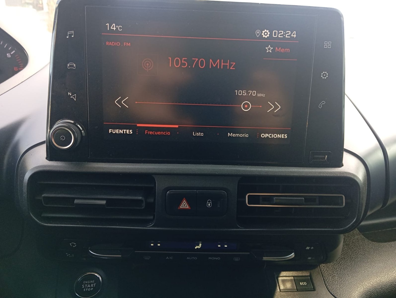 Peugeot RIFTER PURETECH 130 1.2 AUT 2023 - Imagen 12 de 13