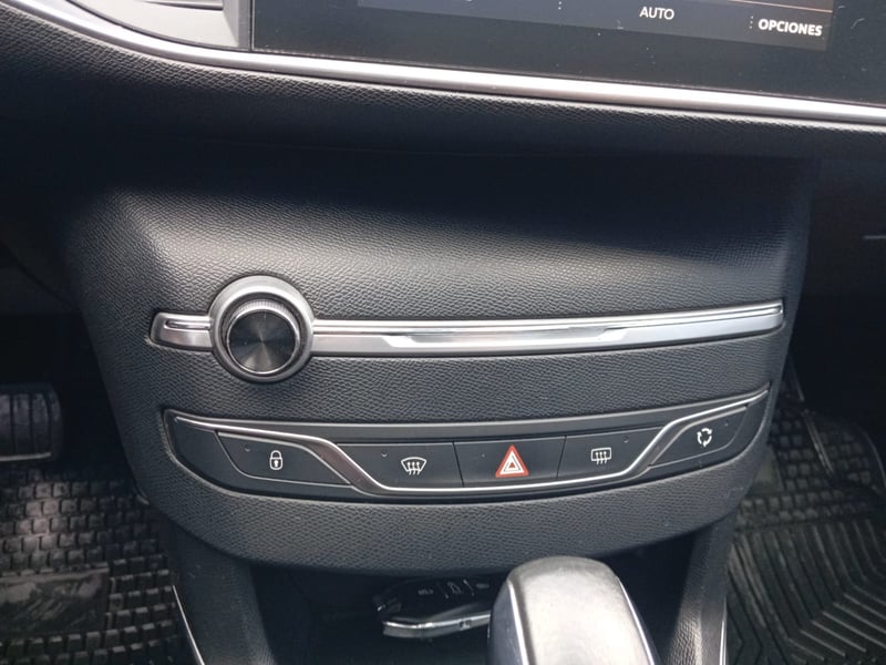 Peugeot 308 FELINE 1.6 BLUEHDI 120HP 2020 - Imagen 12 de 15