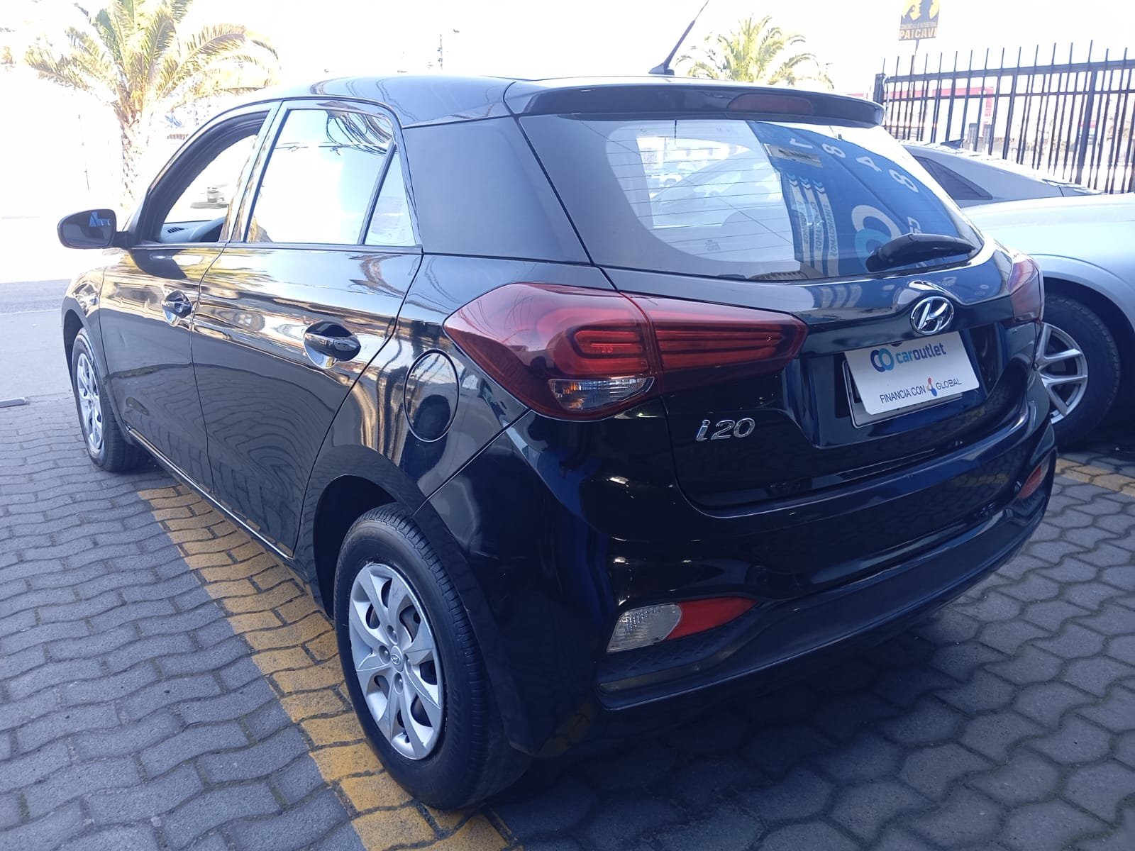 Hyundai I20 IB ACTIVE HB 1.4 2020 - Foto 2 de 13