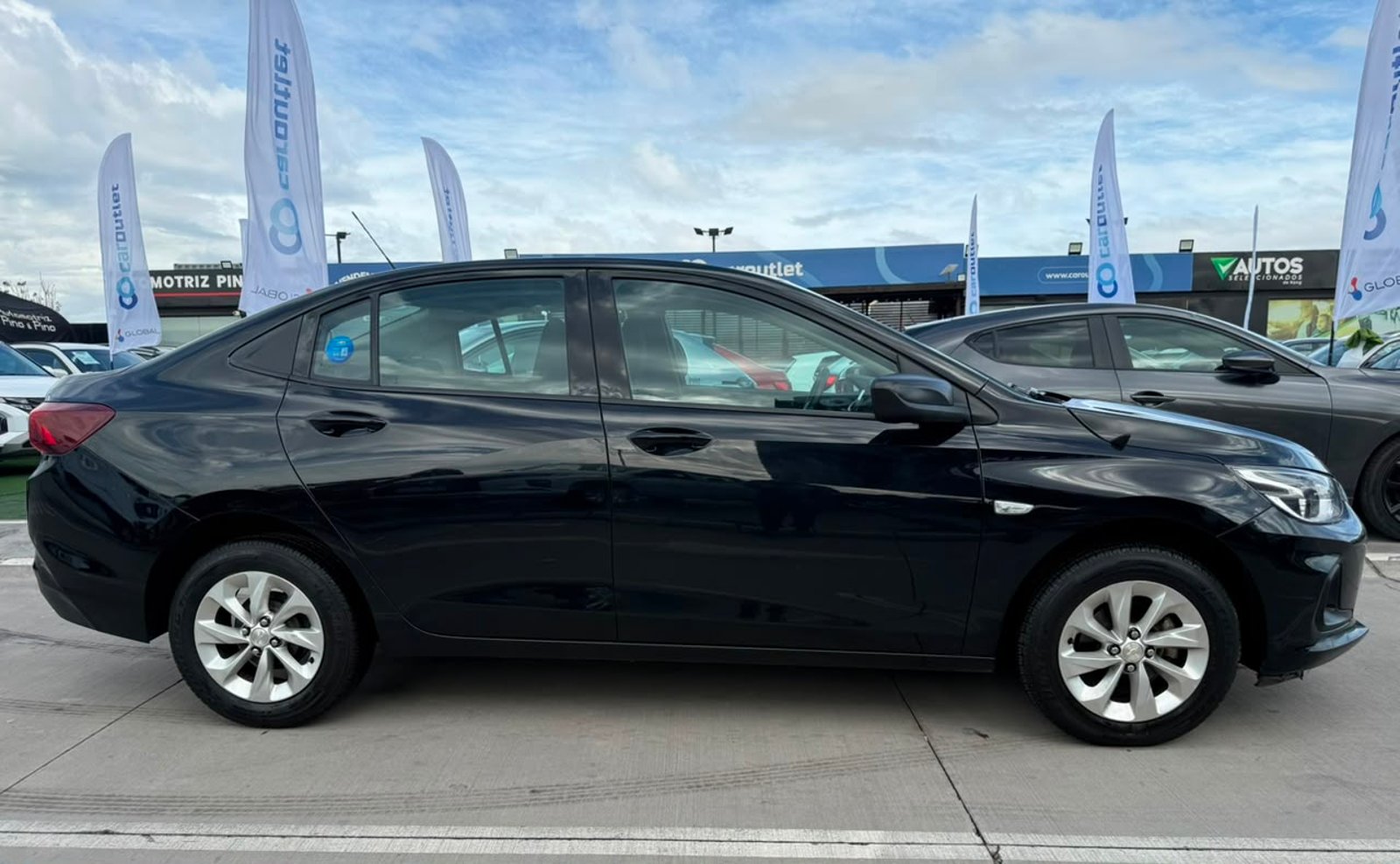 Chevrolet ONIX NB LT 1.0T 2022 - Imagen 6 de 19