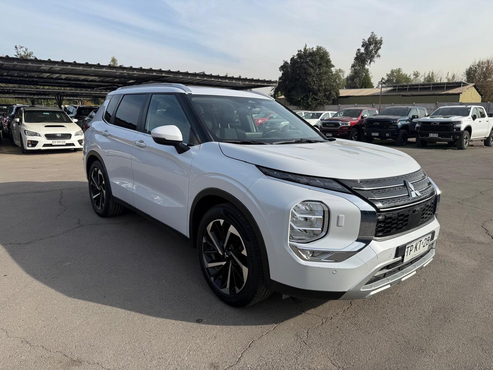 Mitsubishi OUTLANDER GLS 4X4 2.5 AT 2024 - Imagen 7 de 20