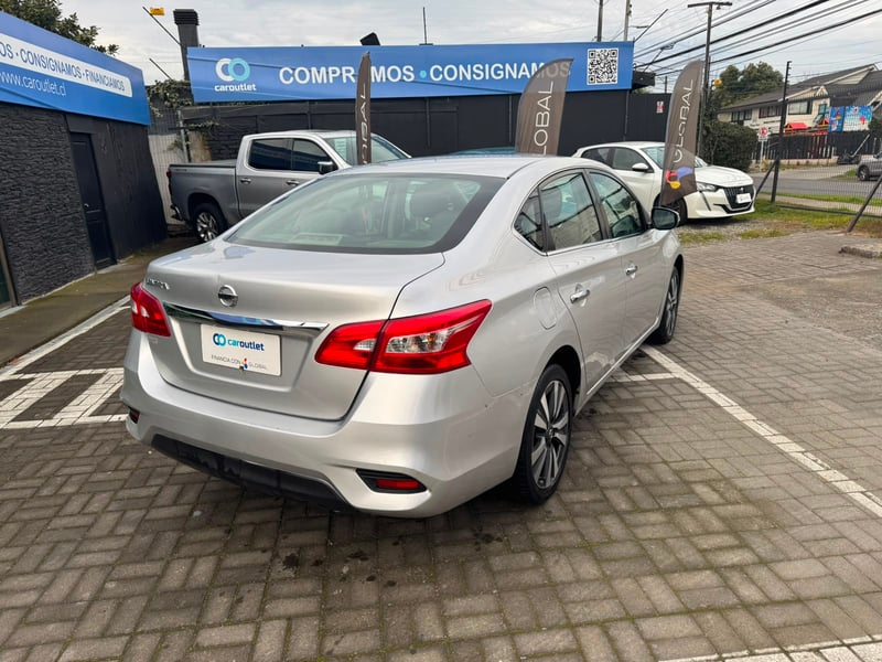 Nissan SENTRA 1.8 AT 2019 - Imagen 4 de 11