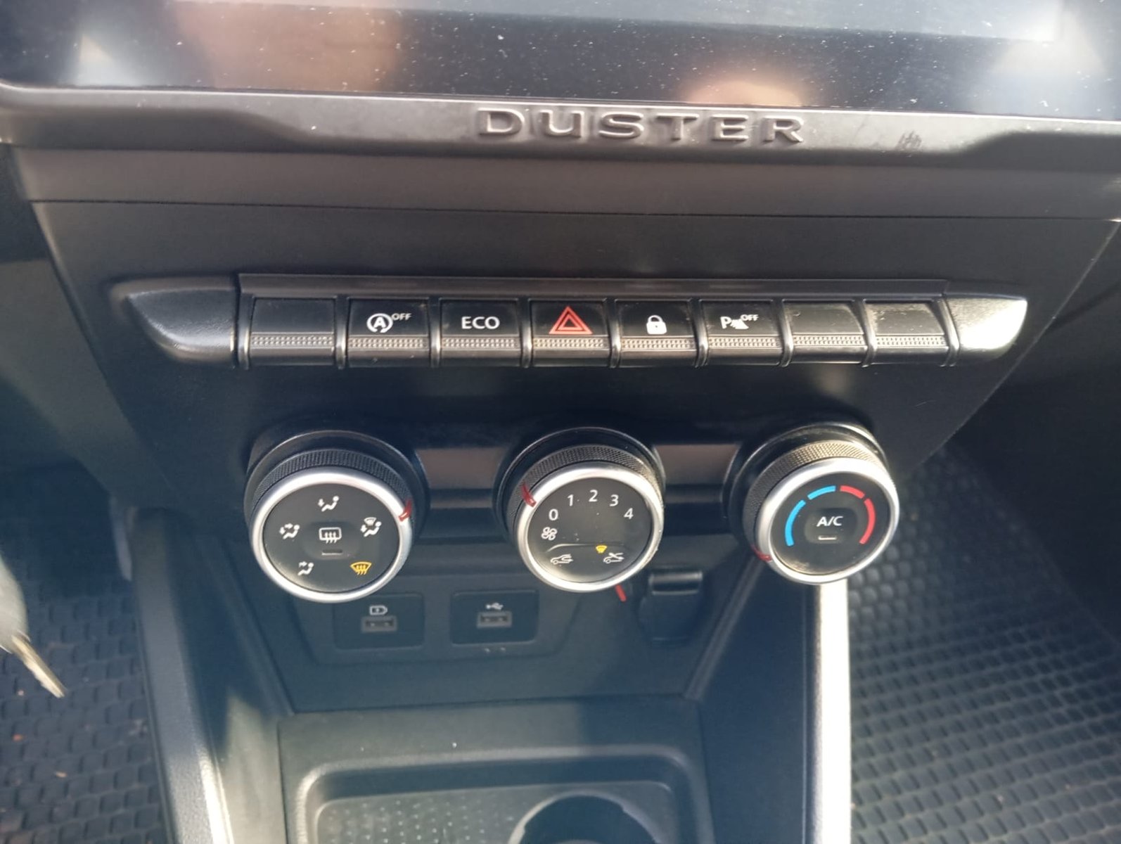 Renault DUSTER 4X2 1.6 2022 - Imagen 12 de 13