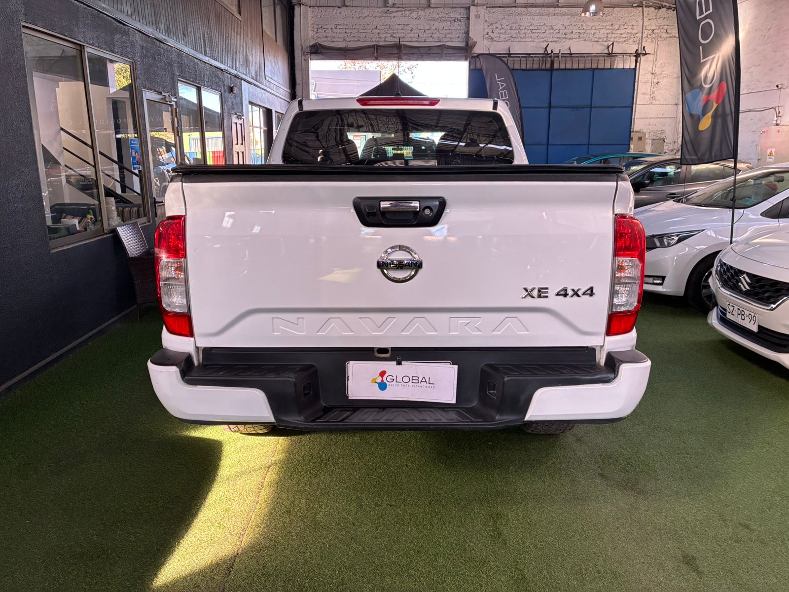 Nissan NAVARA DC 4X4 2.3 AUT 2021 - Foto 3 de 11