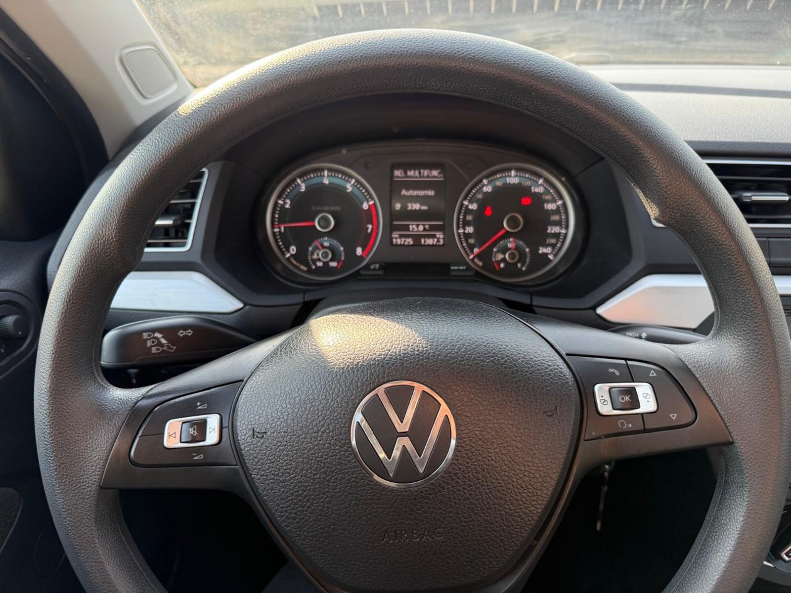 VOLKSWAGEN SAVEIRO CD 4X2 1.6 TM 2025 - Imagen 14 de 20