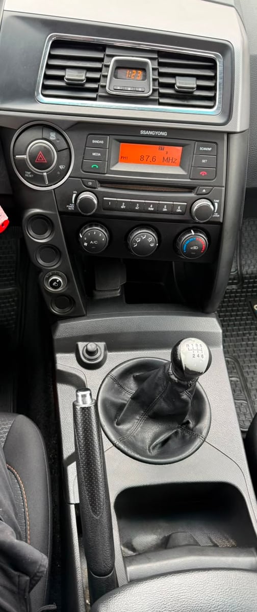 SsangYong NEW ACTYON SPORT XDI DCAB 2.0 2019 - Imagen 15 de 18