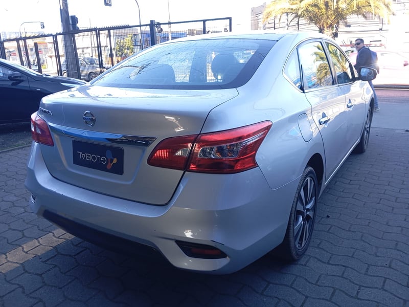 Nissan SENTRA 1.8 2018 - Imagen 4 de 13