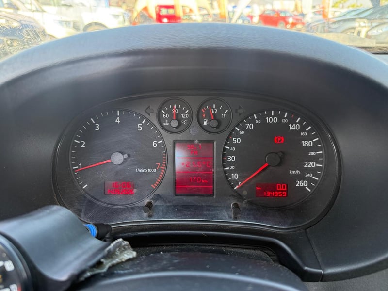 Audi A3 1.8 T 2006 - Imagen 14 de 18