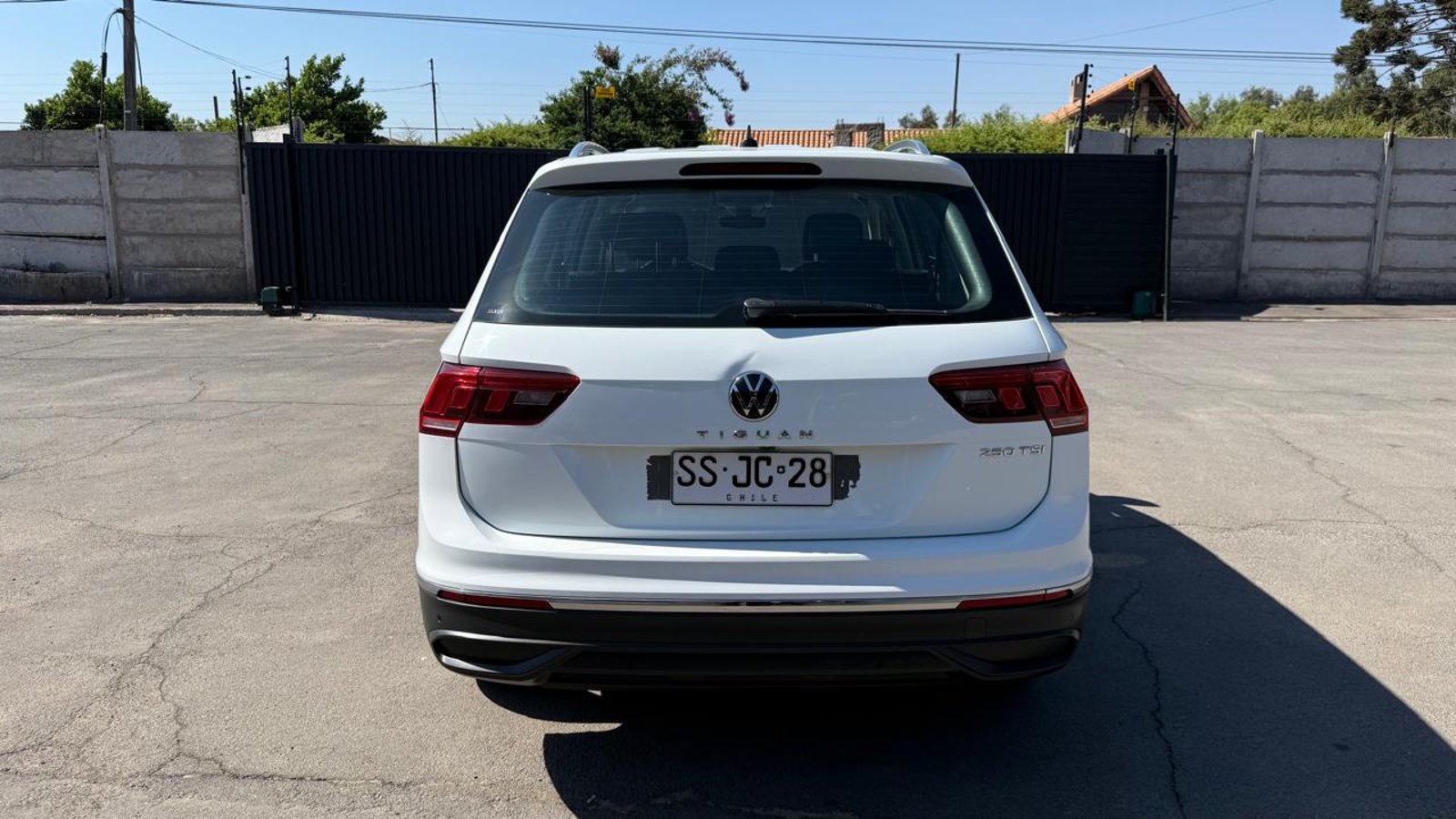 Volkswagen TIGUAN 1.4 AT 2023 - Imagen 4 de 20