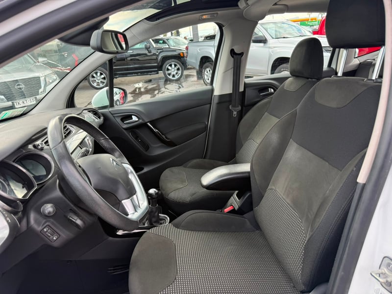 Citroën C3 1.6 2015 - Imagen 9 de 18