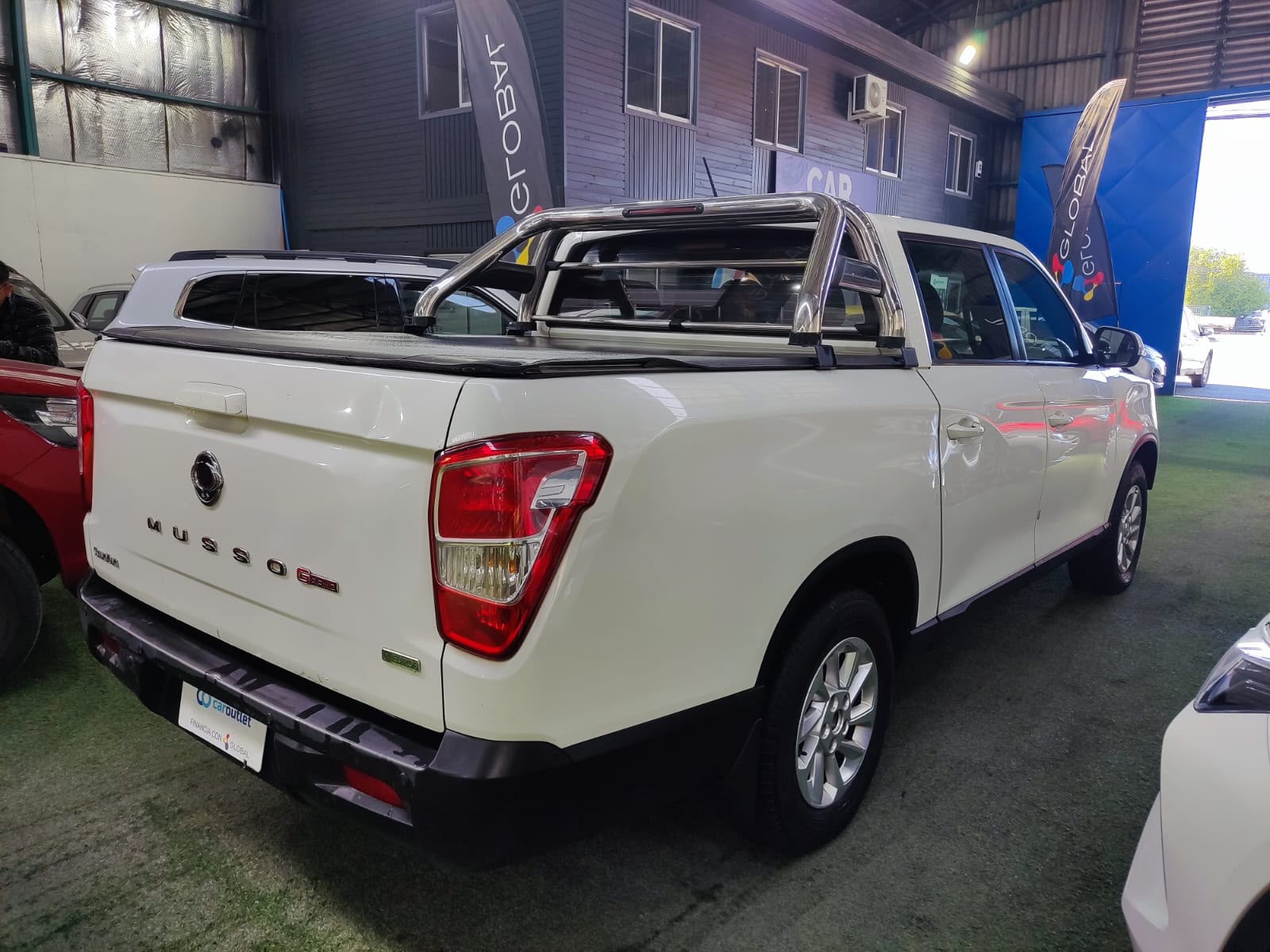 SsangYong MUSSO GRAND 2.2 2021 - Foto 5 de 14