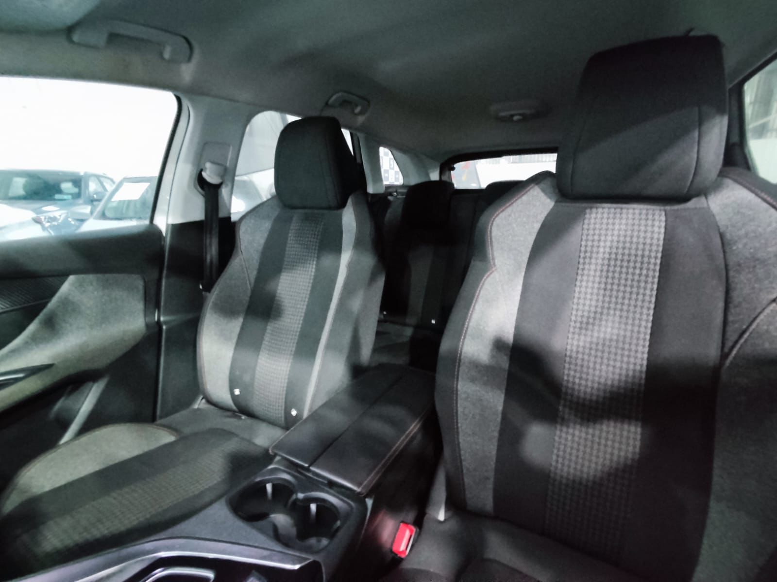 Peugeot 3008 ACTIVE 1.6 AT 2017 - Imagen 8 de 13