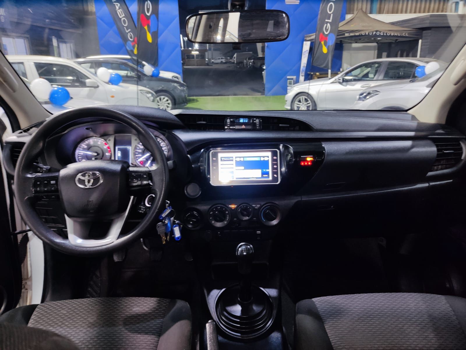 Toyota HI LUX DCAB MT 4X4 2.4 2024 - Imagen 10 de 11