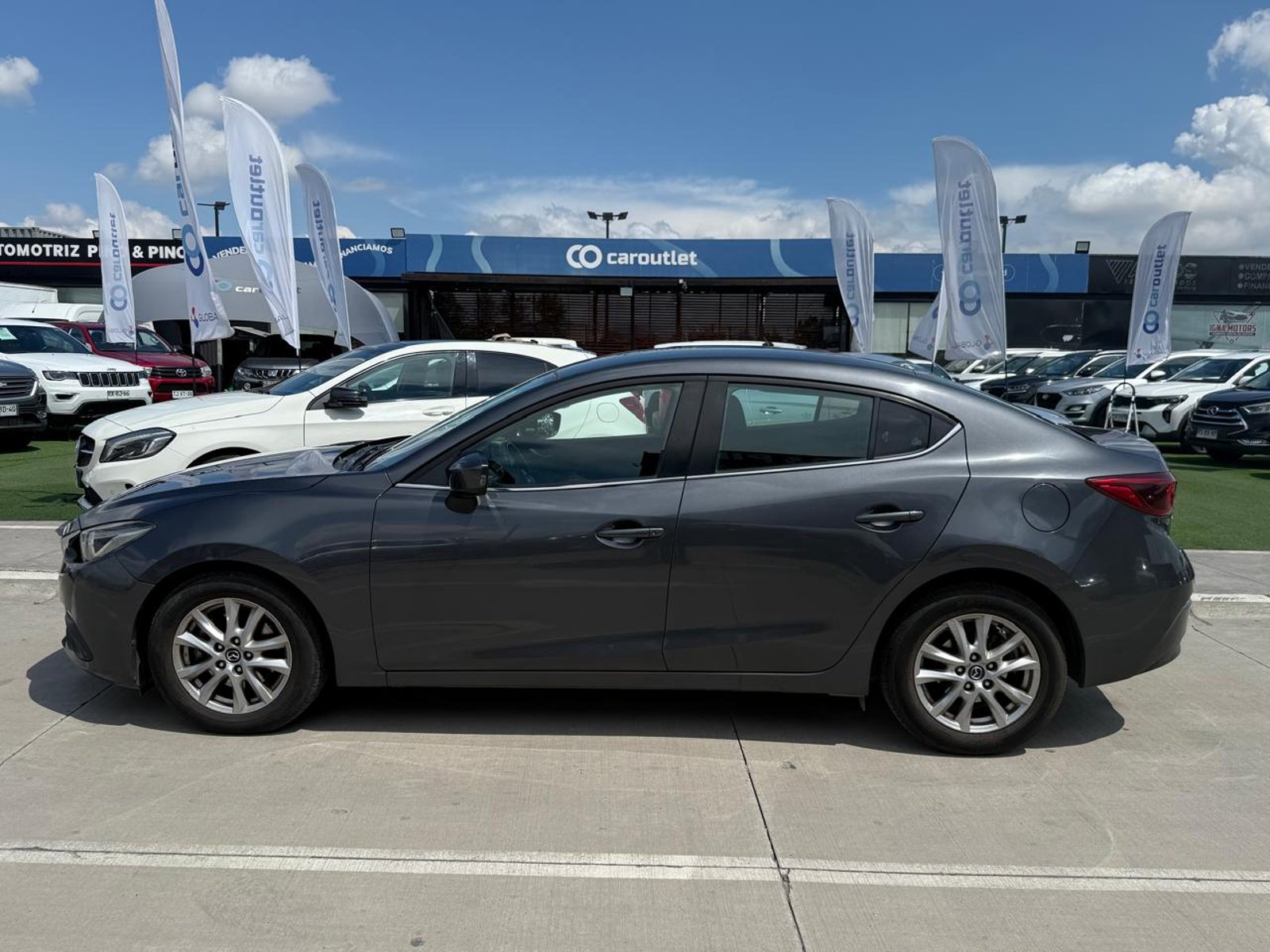 Mazda 3 SEDAN 2.0 2016 - Foto 2 de 20