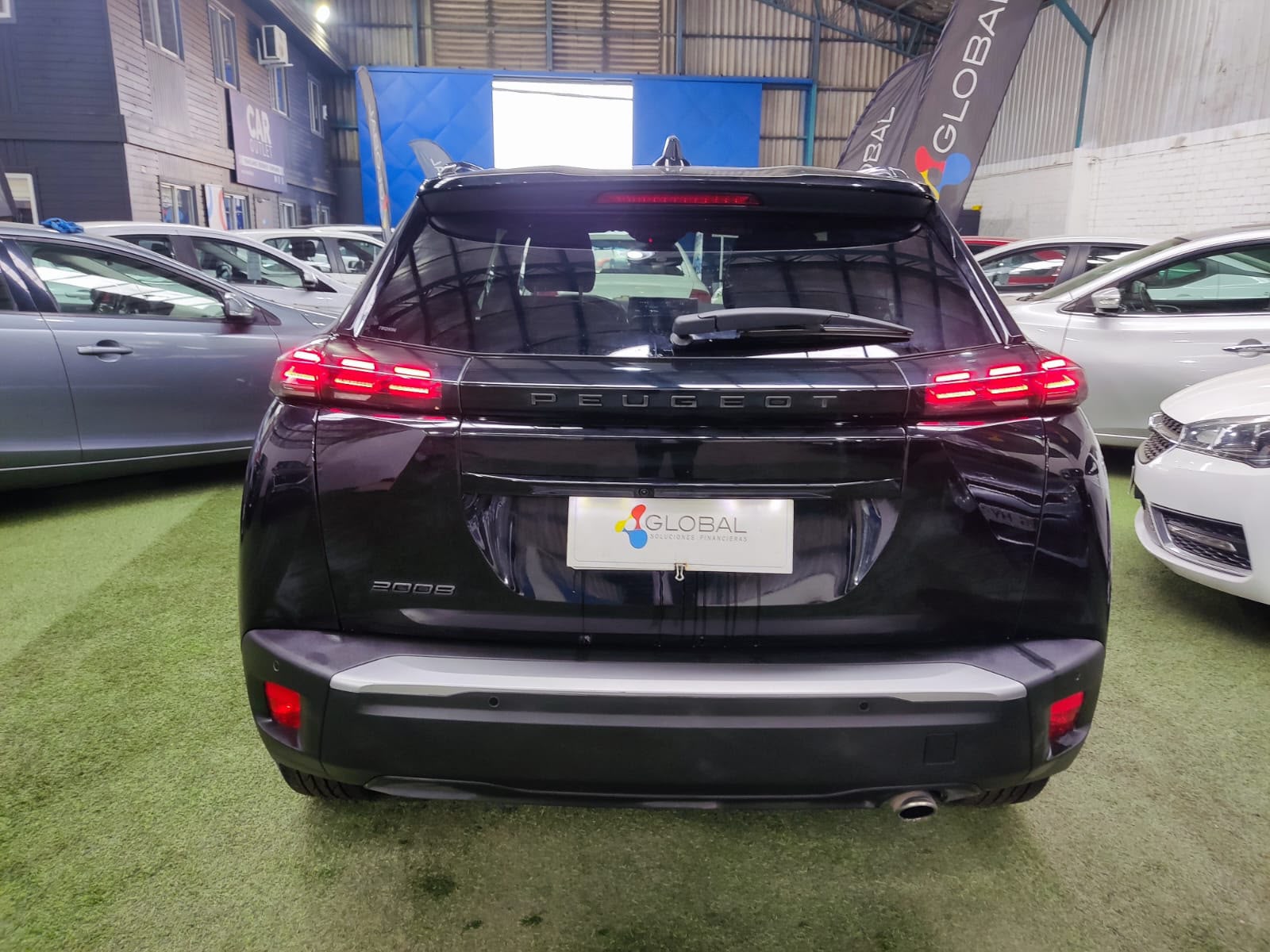 Peugeot 2008 BLUE HDI 130 EAT8 1.5 AUT 2025 - Imagen 3 de 13