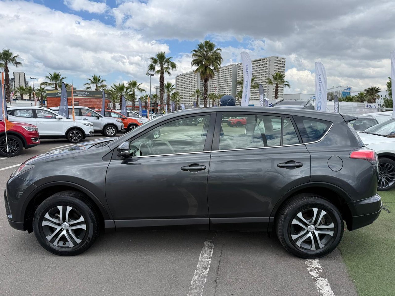 Toyota RAV 4 2.0 2019 - Foto 2 de 20