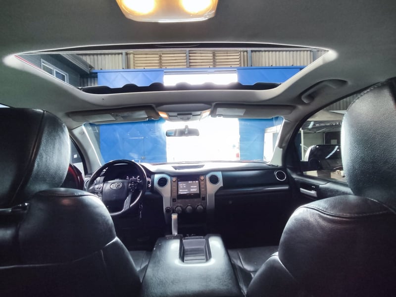 Toyota TUNDRA DCAB 4X4 5.7 2019 - Imagen 9 de 14