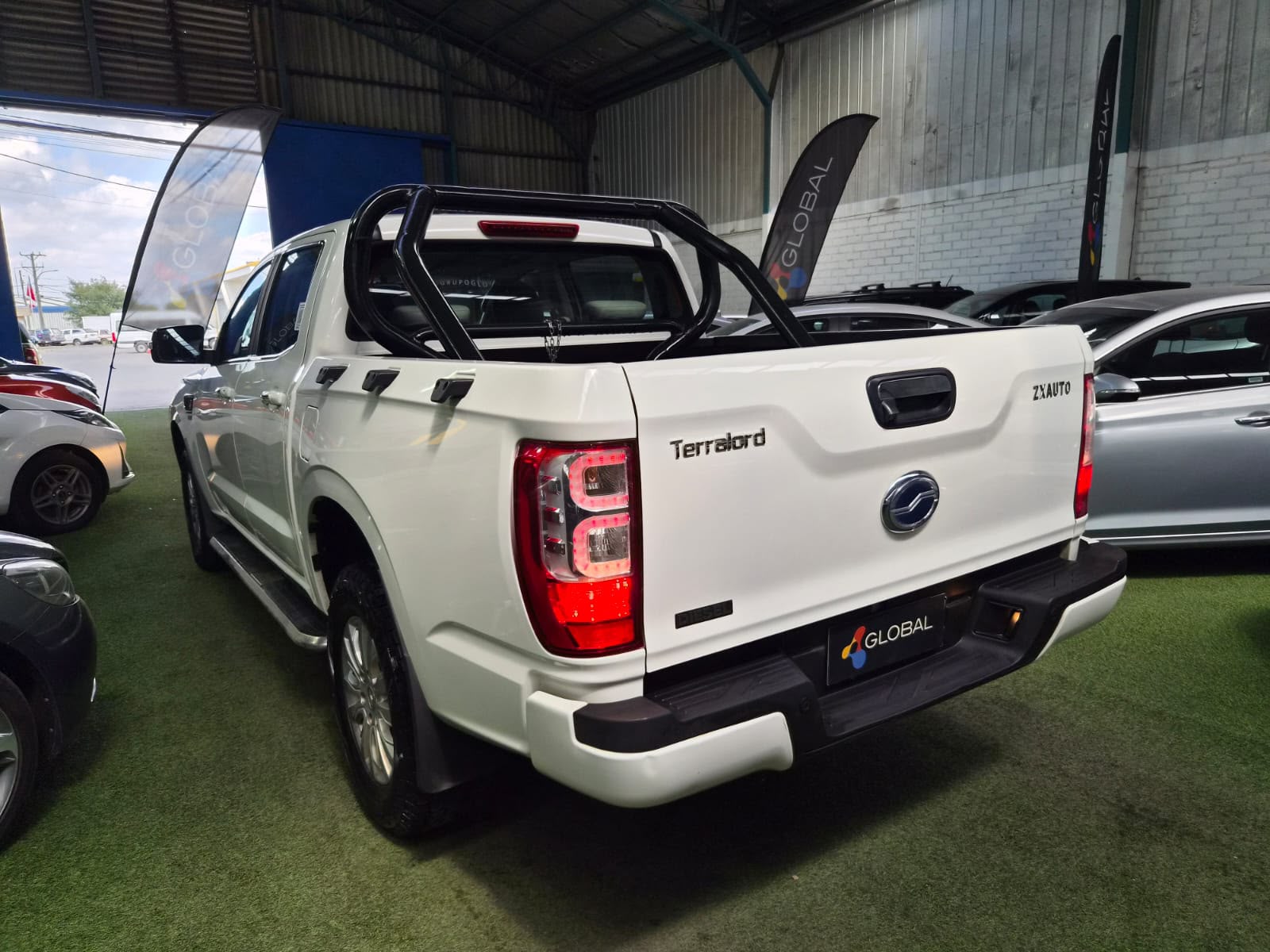 ZX Auto TERRALORD DCAB 2.5 2022 - Foto 2 de 10