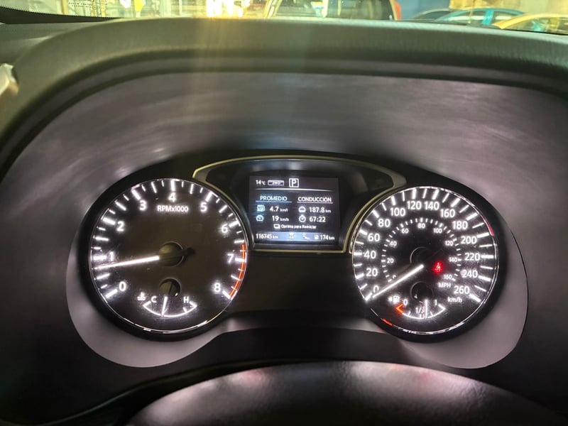 Nissan PATHFINDER 4WD 2020 - Imagen 7 de 14