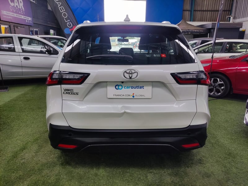 Toyota YARIS CROSS 1.5 2025 - Imagen 4 de 14