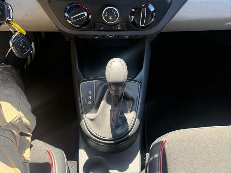 Hyundai GRAND I10 1.2 AUT 2025 - Imagen 17 de 20