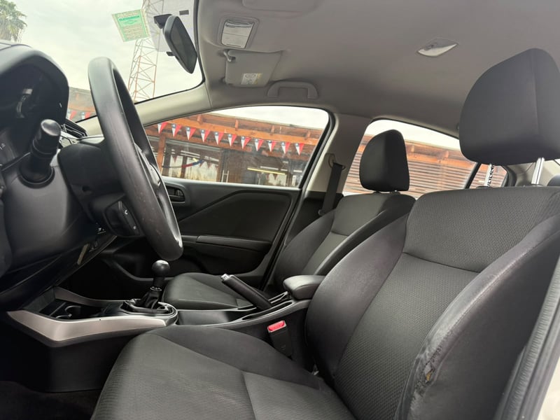 Honda NEW CITY LX 1.5 2018 - Imagen 9 de 20