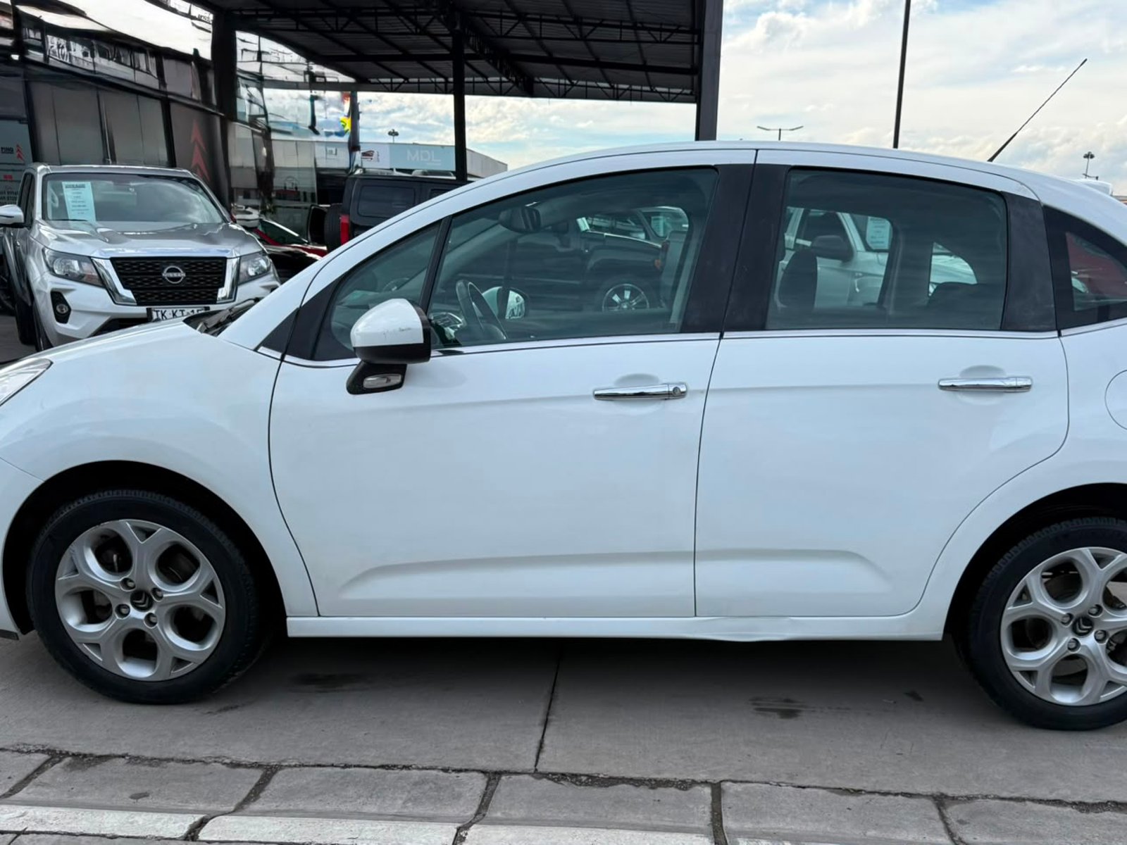Citroën C3 1.6 2015 - Foto 2 de 18