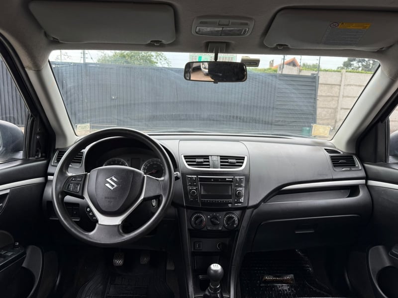 Suzuki SWIFT GL 1.2 2016 - Imagen 12 de 20
