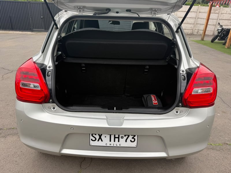 Suzuki SWIFT GL SPORT HB 1.2 2023 - Imagen 20 de 20