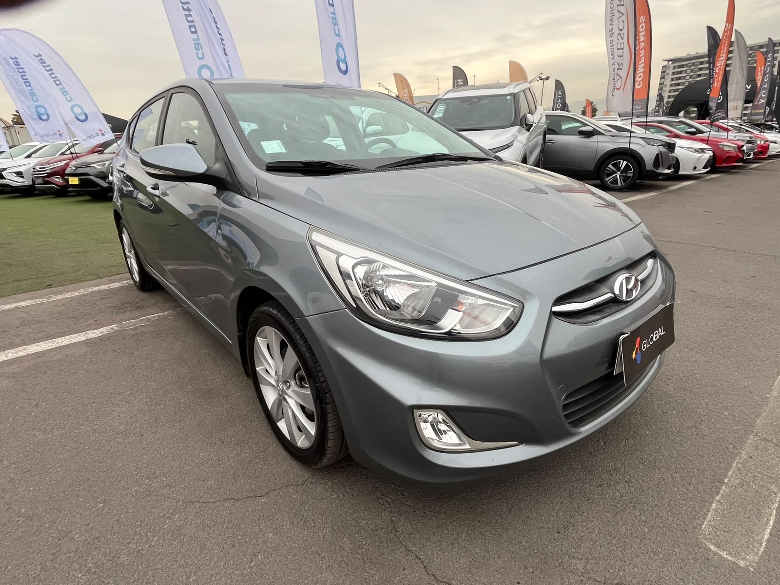 HYUNDAI ACCENT RB HB 1.4 2018 - Imagen 7 de 17