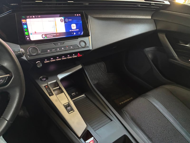 Peugeot 308 BLUEHDI 1.5 AUT 2024 - Imagen 9 de 11